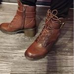 Zodiac  Brown Leather Ankle Boots Size 10 Photo 11