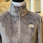 The North Face  Women Osito Jacket Size Petite Small Photo 2
