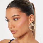 Hold My Heart Gold tone Earrings Photo 1