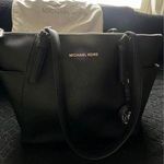 Michael Kors MK Shoulder Bag Photo 0