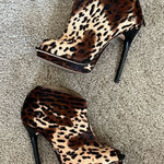 Kenneth Cole  Animal Heels Photo 0