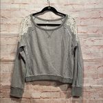 Free People  Crop sweatshirt M grey crochet raw hem Photo 0