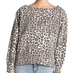 Good American NEW  Cheetah Print Pullover Sweatshirt Photo 0
