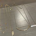 Short Dainty Necklaces Photo 1