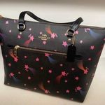 Coach Gallery Tote With Disco Star Print c7668 Photo 0