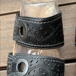 Clarks Y2K Collection Casual Black Wedge Sandal with Stitching Detail - Size 7 Photo 4