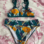 Cupshe tropical floral ruffle bikini Photo 0