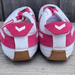 New Pony Women's Giddy White and Pink Athletic Shoes Size 7 Photo 5