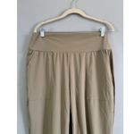 Halara NWT Beige High Waisted Pocket Joggers Womens Size Large Photo 5