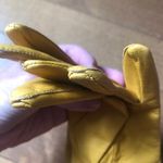 wilson's leather NWT Vintage Wilson Leather Gloves in yellow Size small Photo 4