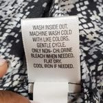 Dana Buchman  Black & White Snakeskin Button Down Pattern Top XL Photo 4