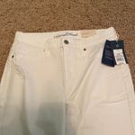 Universal Threads ‼️ Distressed White Skinny Jeans‼️ Photo 5