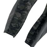 Fabletics Mila High Waist Capri Hip Pocket Power Hold Leggings Camo Size XS Photo 3