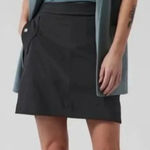 Athleta  Black Vienna Cargo Skort Shorts Skirt Button Pockets Elastic Waist Sz 8 Photo 0