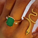Statement Emerald Gold Rings Photo 0