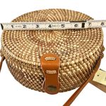 Natural Hand Photo 5