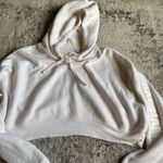 Alo Yoga  white cropped hoodie woman's size L Photo 0