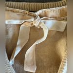 On Twelfth Adorable great condition  tan sweater size M Photo 2