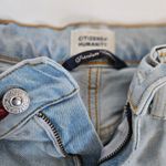 Citizens of Humanity Citizens‎ Of Humanity Light Wash Daphne Jeans Distressed Knee Size 26 Photo 6