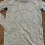 Lululemon  Swiftly Tech Long Sleeve 12 Gray Shirt Top Workout Photo 0