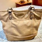 B MAKOWSKY Margene Shimmer Textured Tan Leather Tote / Shoulder Bag w/Charm🧡 Photo 2