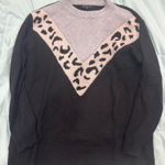 Dry Goods Staccato  Sweater Leopard Pattern Size Small Black and Grey Photo 0