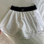 Alo Yoga White Alo Skirt Photo 0