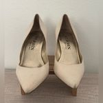 St. John Vintage Cream ’s Leather Wood Heel Pumps High Heels Size 8 READ Photo 3