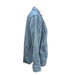 Ava and Viv Women's Blue Chambray Button Photo 4