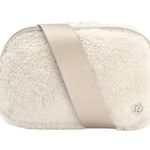 Lululemon NEW Everywhere Belt Bag Fleece Photo 0