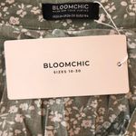 Bloomchic  Womens Ditsy Floral V Neck Ruffle Sleeve Blouse Mint Green 22-24 Photo 5