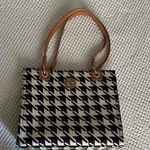 Spartina 449 Houndstooth Tote Bag in Black and Tan Photo 3