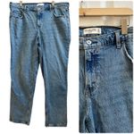 Abercrombie & Fitch  Curve Love The Straight Mid Rise Jean Size 34/18R Photo 1