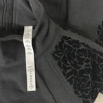 Lululemon  Floral Flock Pullover Black Sz 4 half zip velvet printed sweatshirt Photo 1