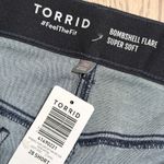 Torrid Bombshell Flare Super Soft Jeans Size 28 Short Dark Wash Denim Photo 2