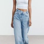 ZARA  highwaist crossover jeans Photo 0