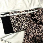 Jillian Jone Thick Wool Short Sleeve Sweater Black/ Off White. Sz: S Aztec print Black Photo 4