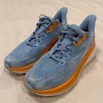 Hoka Clifton 9 Women's Tennis Shoes size 9 Photo 0