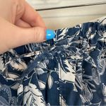 American Eagle | Blue & White Tropical Floral Print High Rise Shorts Small Women Photo 3