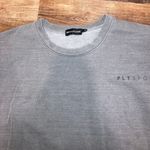 Pretty Little Thing Crew Neck Photo 1