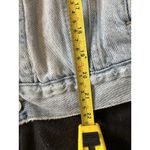 Levi's Denim Trucker Jacket Women's Sz Medium Distressed Blue Wash Photo 7