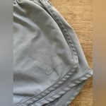 Nike Tempo Dri Fit Women’s Sz M Wolf Gray Running Shorts Photo 4