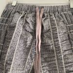 Doe & Rae  grey drawstring shorts with pockets S Photo 6