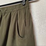 French Connection Little Venice Shorts Size 6 Photo 2