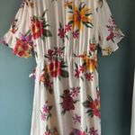 Old Navy Wrap Dress XL White Floral Hawaiian V Neck Short Sleeve Casual Feminine Photo 2