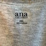 a.n.a . Heather gray V-neck short sleeve T-shirt gold foil bird print Size XXL Photo 5