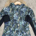 Lululemon  Women’s Runbeam Hoodie Longsleeve in Floral Sport White Multicolor 4 Photo 3