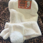 White Faux Fur Hoodwrap Photo 0