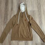 Wanakome  Canada new sweatshirt size large-This is the nicest sweatshirt ever Photo 0