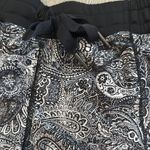 Lululemon Hotty Hot Sz 4 Women Black & White Paisley Workout Yoga Lounge Shorts Photo 3